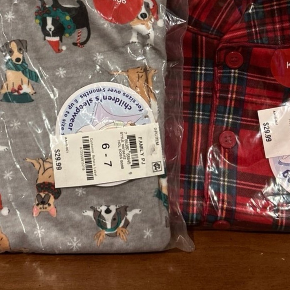 Kids (2 Pack) 2 Piece Holiday Christmas pajama Set 6-7